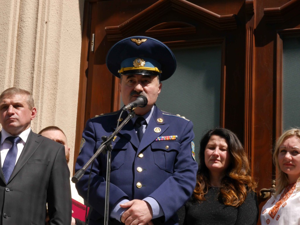 ВIДКРИТТЯ ПАМ_ЯТНОЇ ДОШКИ У ТЕА 137