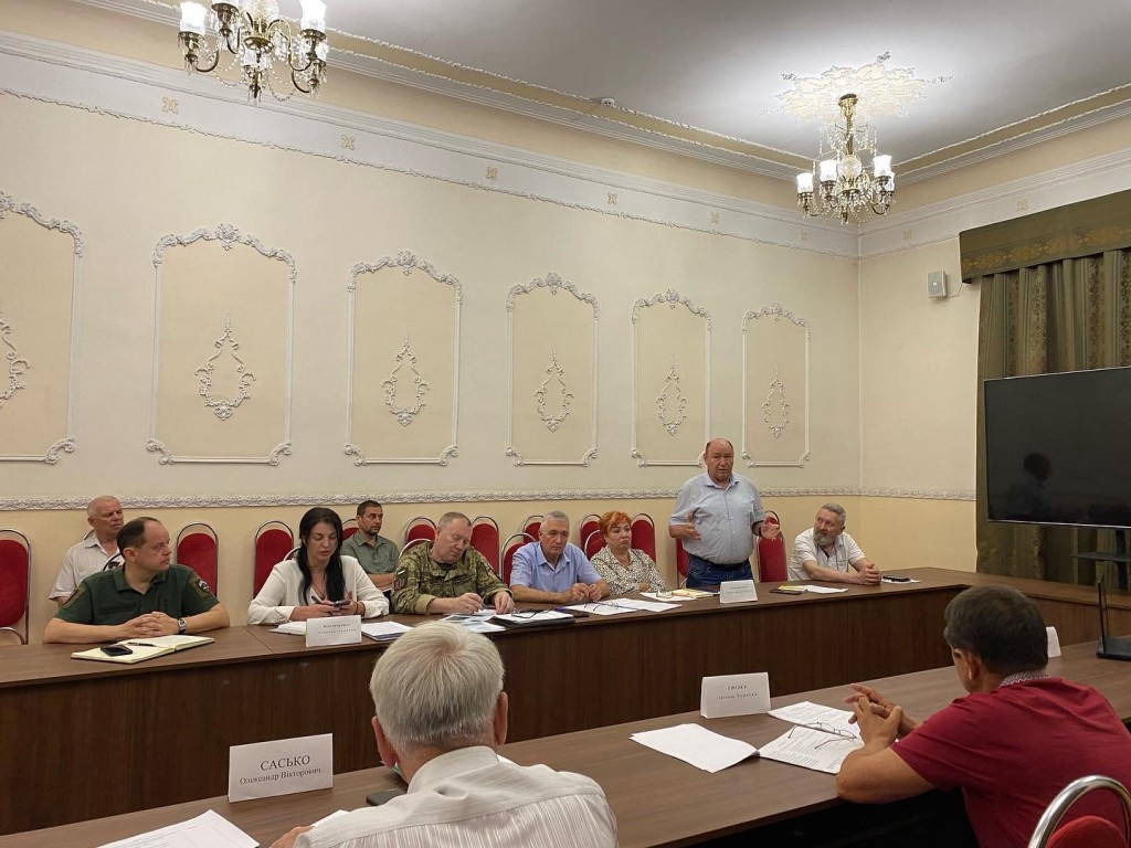 Під час засідання круглого столу “Соціальний захист добровольців формувань територіальних громад: стан, проблеми, шляхи розв’язанняˮ.