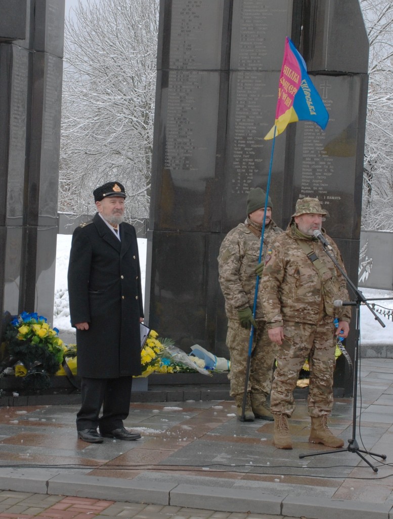 Почесний Голова Спілки офіцерів України кап.1рангу Є.Лупаков