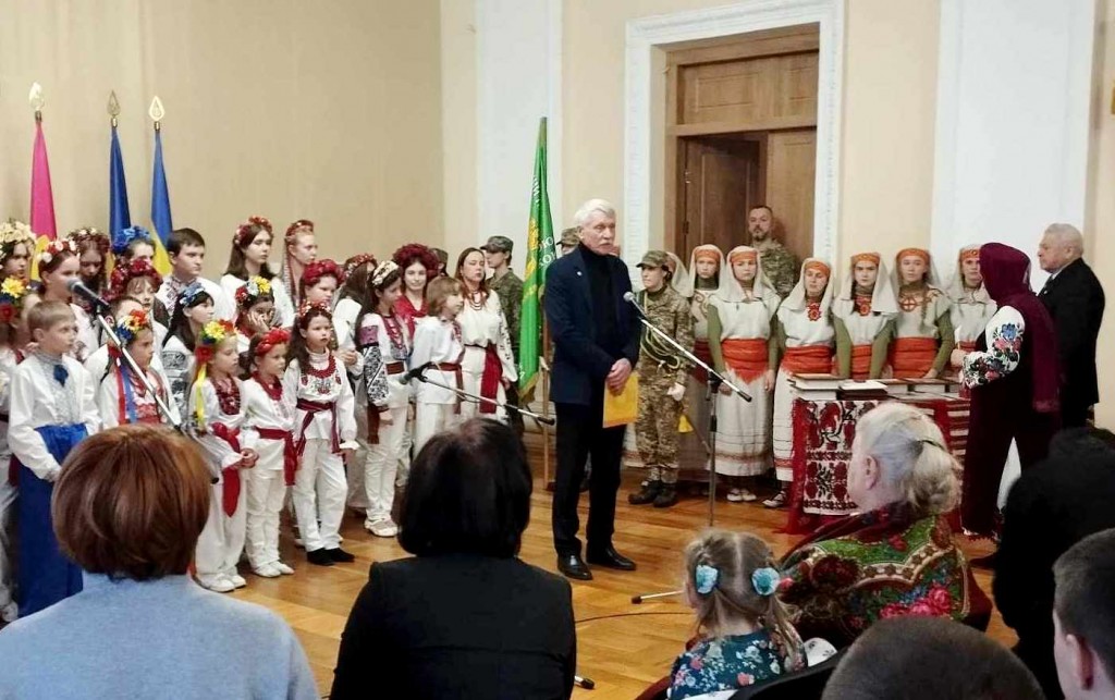 Учасників заходу вітає Голова СОУ полковник Олександр САСЬКО. Фото з офіційної сторінки ЦБО ЗСУ у Facebook